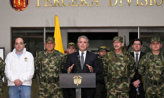 Duque’s path to victory: soldier joins ELN, presidential guard arrested for massacre