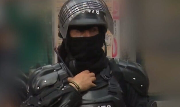 Cop who admittedly murdered Bogota protester contradicts evidence in charm offensive