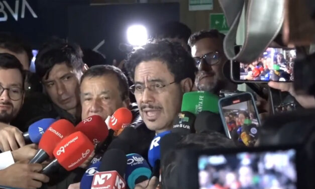 Cepeda dedicates historic court ruling to victims of Uribe’s alleged crimes against humanity