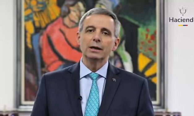 Finance minister presents Colombia’s $203B budget proposal