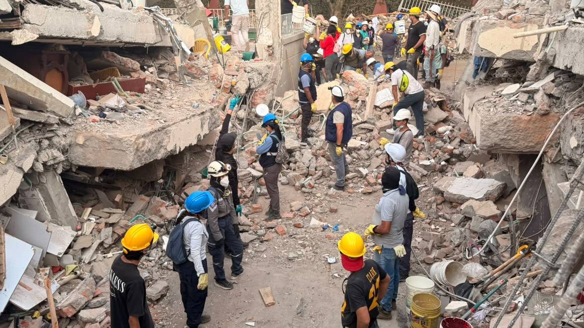 Controversy in Colombia over refusal to allow foreign search and rescue teams