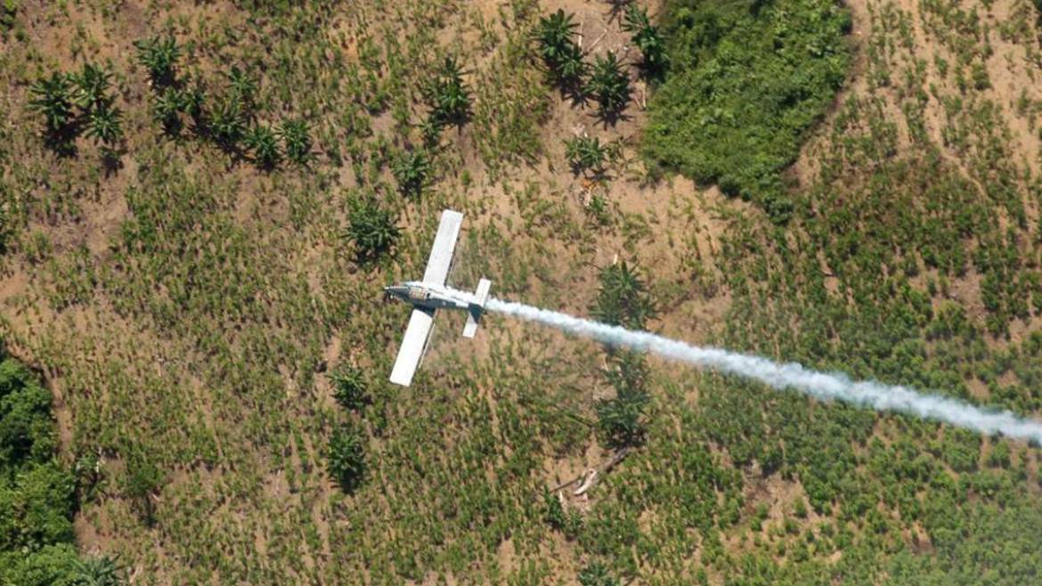 Colombia announces new aerial fumigation pilot program