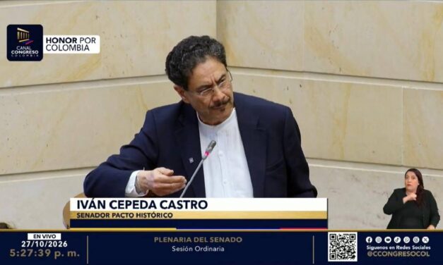 Colombia’s opposition announces criminal charges against De la Espriella over ties to drug traffickers